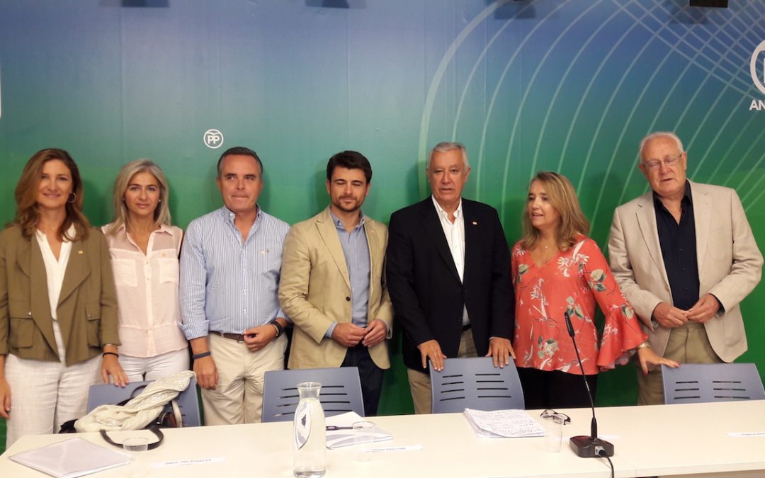 PP tiende la mano a Espadas para alcanzar un pacto por el Metro y «evitar el debate estéril»