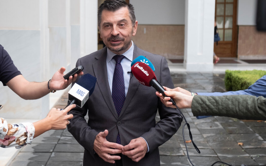 Martín: “Los Presupuestos de la Junta para 2023 son los que van a facilitar a las familias andaluzas enfrentarse a la inflación”