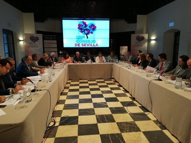 Beltrán Pérez incorpora a 16 profesionales y directivos más a su «consejo de ciudad»