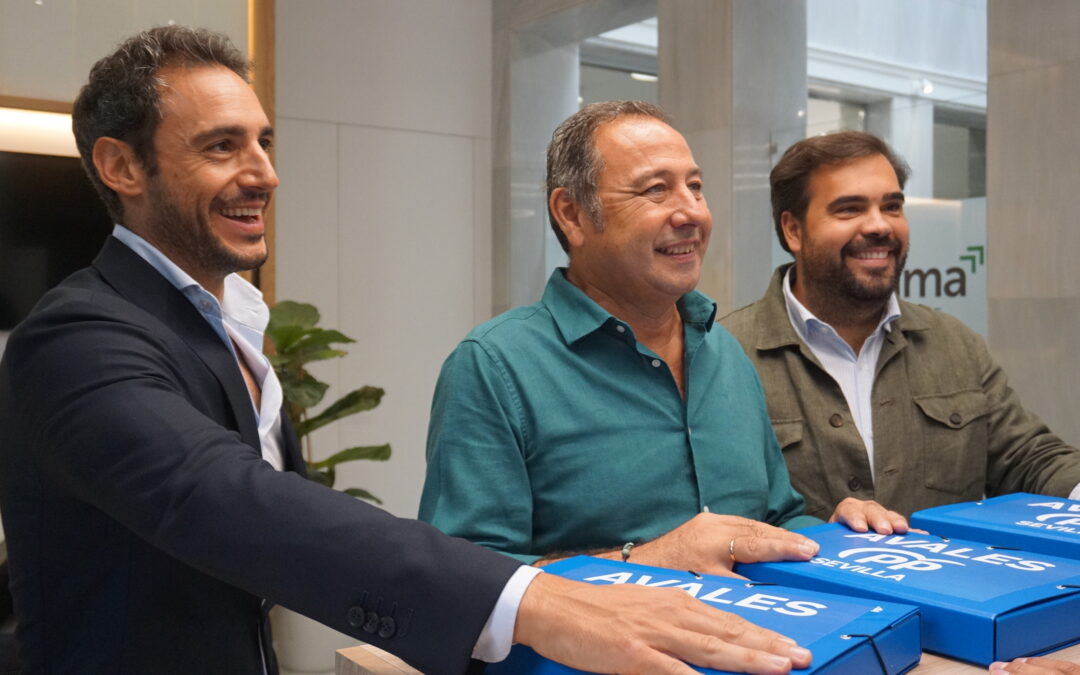 El PP de Sevilla presenta 5.027 avales a la candidatura de Juanma Moreno