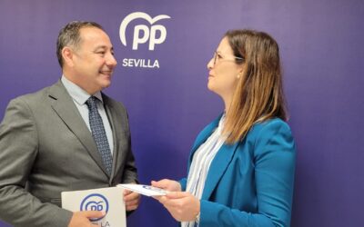 El PP de Sevilla anima a solicitar el cheque escolar puesto en marcha por la Junta de Andalucía