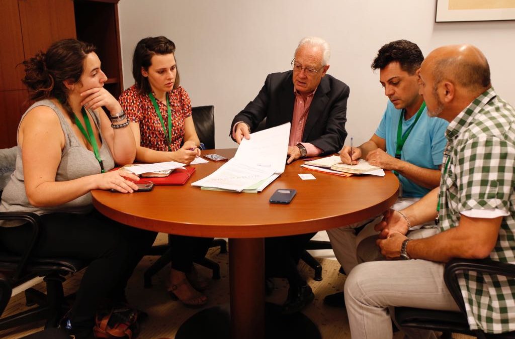 Raynaud: “Exigimos a la Junta que cumpla con su compromiso parlamentario y proceda al arreglo de la residencia sin que la cierre”