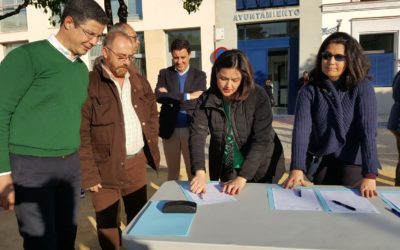 El PP de Sevilla recoge firmas en contra de la derogación de la prisión permanente revisable