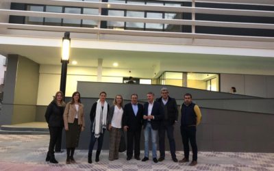 Juan Ignacio Zoido visita la Cooperativa Agropecuaria y el Centro de Salud de Herrera