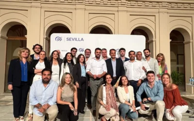 “Fulminar la economía y el desarrollo de los municipios es la seña de identidad del socialismo”