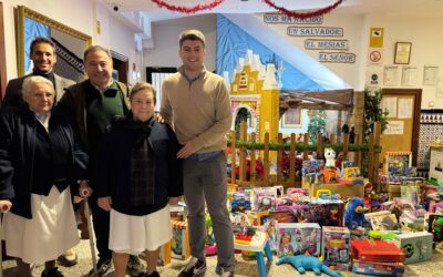 NNGG de Sevilla entrega a las Hijas de la Caridad cientos de juguetes gracias a su campaña solidaria ‘Ningún Niño sin Juguete’