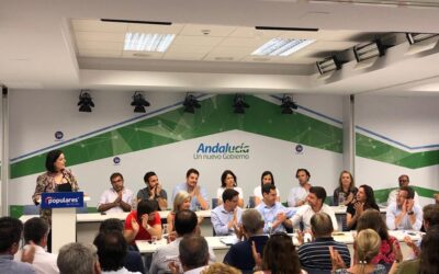 El PP de Sevilla cierra filas en torno a sus líderes y se muestra más unido y estructurado que nunca