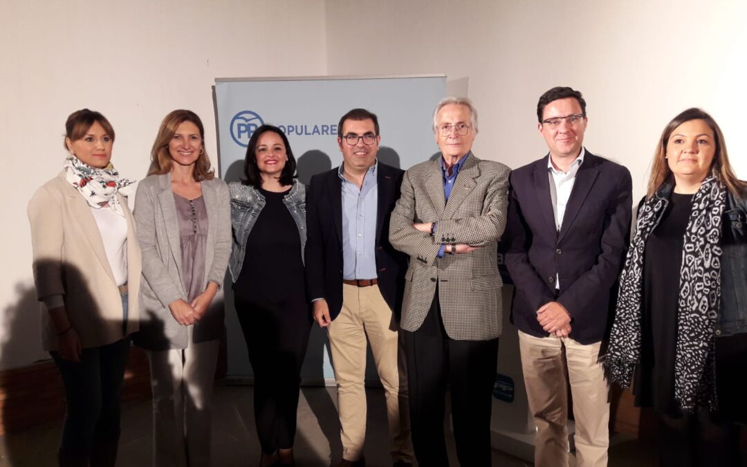 El PP de Sevilla presenta a Andrés Parrado como el mejor candidato a la alcaldía de Coria “frente a otros proyectos del pasado o indefinidos”