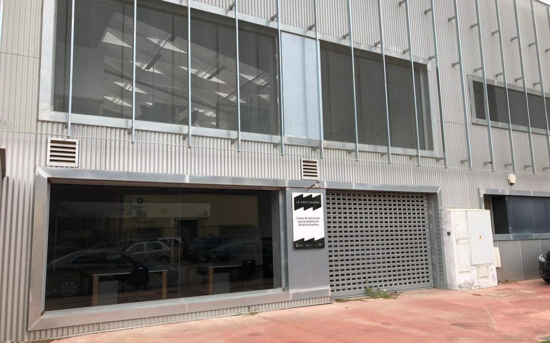 El PP reclama a la Alcaldesa de Alcalá un plan de reactivación del Centro Empresarial ‘La Procesadora’ que lleva cuatro años cerrado