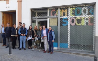 Virginia Pérez visita el Comedor Social Madre Belén y el Centro Adefisal de Sanlúcar la Mayor