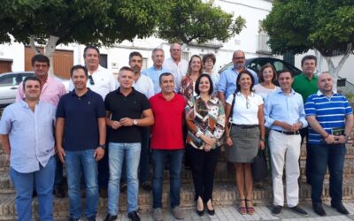El Comité Comarcal del PP de la Sierra Sur muestra su apoyo a olivareros y destaca las nuevas medidas del Gobierno andaluz para los autónomos