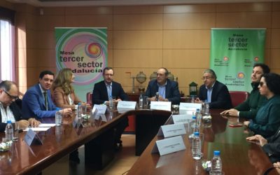 El PP de Sevilla califica de intolerable que “tras 40 años de gobiernos socialistas, haya un 32 por ciento de sevillanos en riesgo de pobreza”