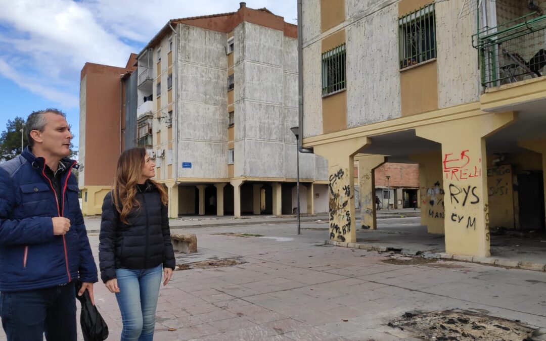 Teresa Jiménez-Becerril: “Sólo desde la educación y el empleo se podrá conseguir la inclusión social en barrios desfavorecidos, como las Tres Mil Viviendas”