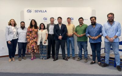 Presentación del candidato del PP a la alcaldía de Peñaflor, Juan Antonio García Plata