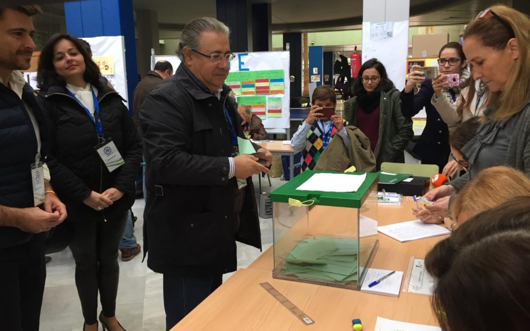 Zoido espera que del 2D salga un gobierno que dé «contrapeso para aquellos que quieren romper España»