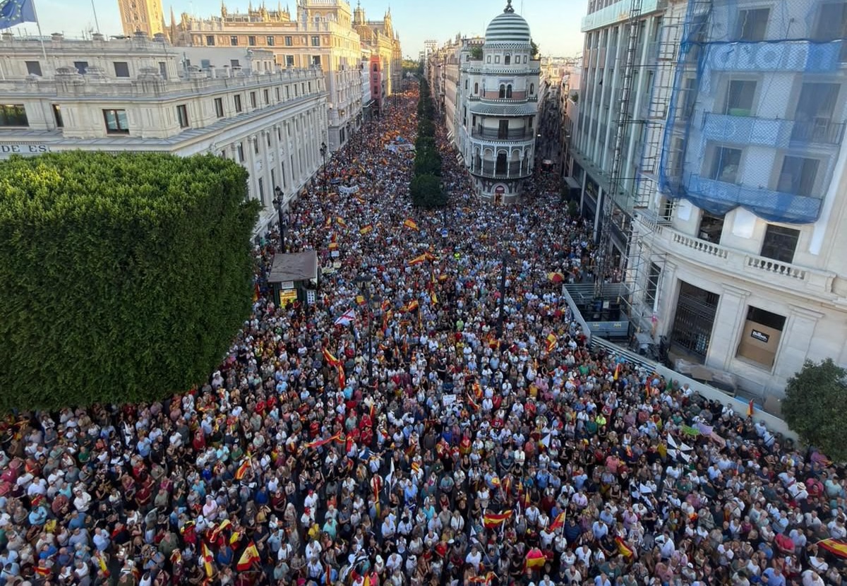 El PP denuncia que el PSOE de la Diputación de Sevilla da la espalda a Ceuta y Melilla y antepone la obediencia a Sánchez a la defensa de España