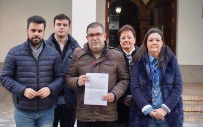 El portavoz del PP en Coria critica que el implicado en la ‘Operación Astapa’ siga al frente de la polémica fundación en la que el alcalde es socio patrono