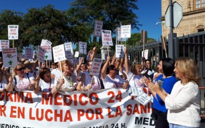 Virginia Pérez: “Vamos a seguir junto a los vecinos de Peñaflor y a la Plataforma ‘Médico 24 horas, Ya!’ hasta que la Junta cumpla y garantice una sanidad de calidad y sin horarios”