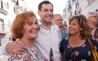 Juanma Moreno respalda la candidatura de María Luisa Moya para impulsar el cambio en San Juan con las políticas del PP