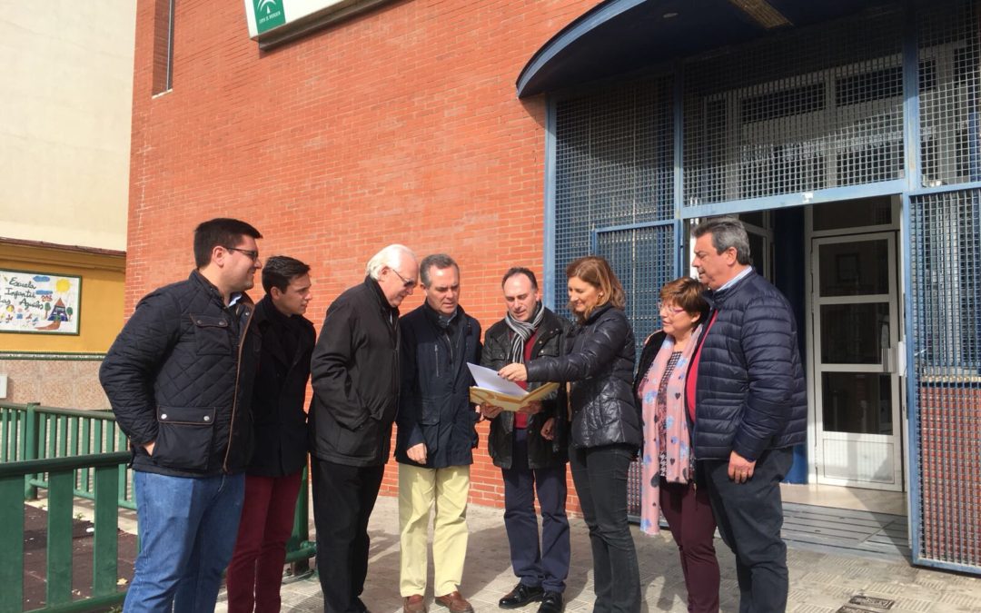 El PP de Sevilla denuncia la saturación crónica del Centro de Salud de El Cerro y exige la construcción de un nuevo centro sanitario