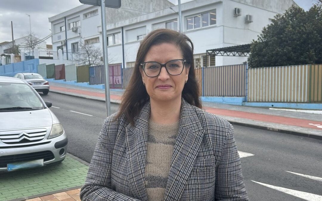 El PP de Sevilla aplaude el impulso de la Junta de Andalucía a la digitalización de las aulas que llega a 810 centros educativos