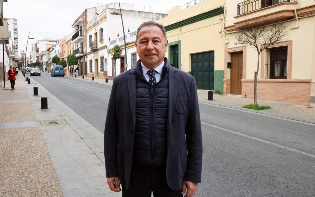 Ricardo Sánchez: “El PP no va a participar en cónclaves sectarios mientras el Gobierno sanchista abandona las infraestructuras de Sevilla”